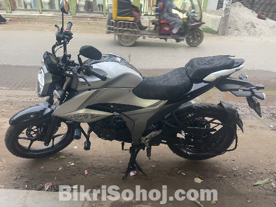 Sujuki Gixxer Fi Abs